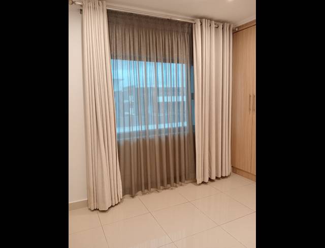 2 BEDROOM APARTMENT FOR SALE IN UMHLANGA RIDGE
